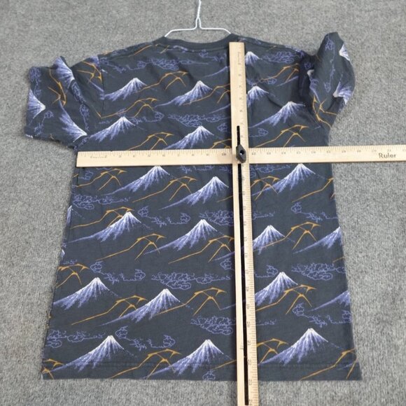 Uniqlo Hokusai T-shirt XS Blue All Over Print Mount Fuji Unisex Fit - Picture 4 of 6